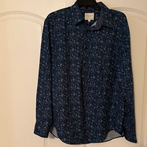 crown & ivy Navy Blue Paisley Button-Down Shirt